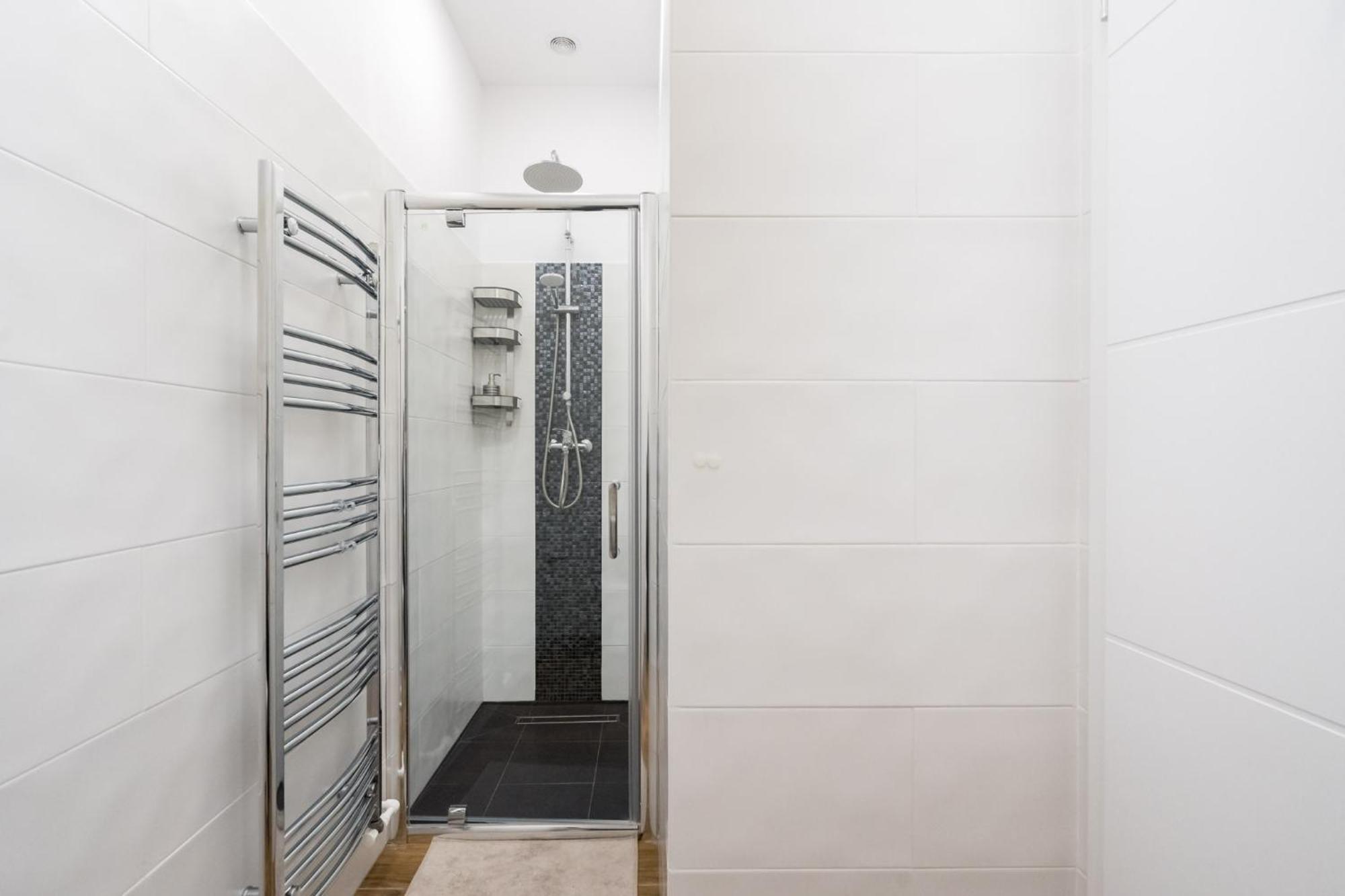 Urban Walls Apartments 5B Bukarest Exterior foto